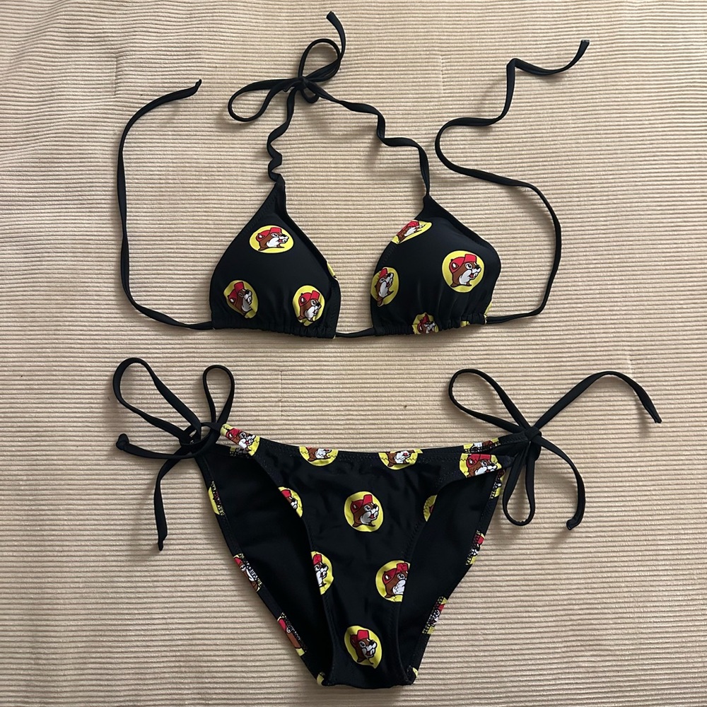 Buccee’s Bikini Set